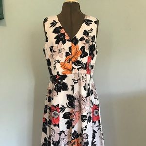 Ann Taylor Sleeveless Dress Size 8